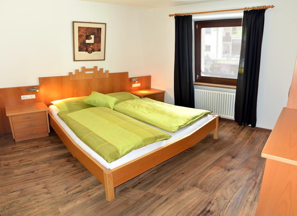 Apartments Rezia Ortisei Bagian luar foto
